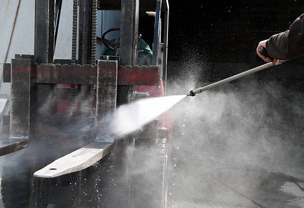 Best Machinery and Equipment Cleaning  in Milan, OH